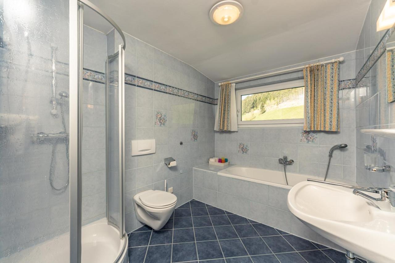 Gaestehaus Huber Fruehstueckspension Schladming Buitenkant foto