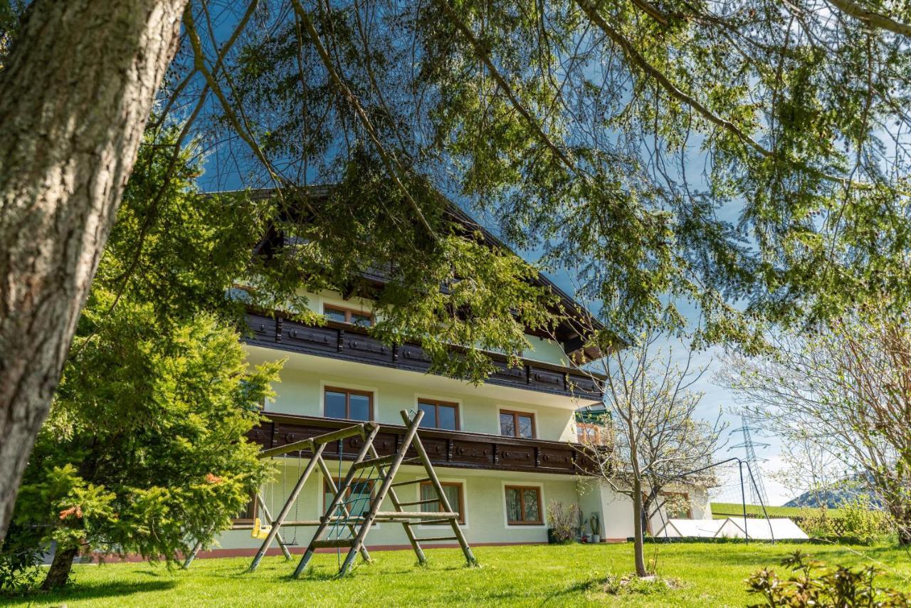 Gaestehaus Huber Fruehstueckspension Schladming Buitenkant foto